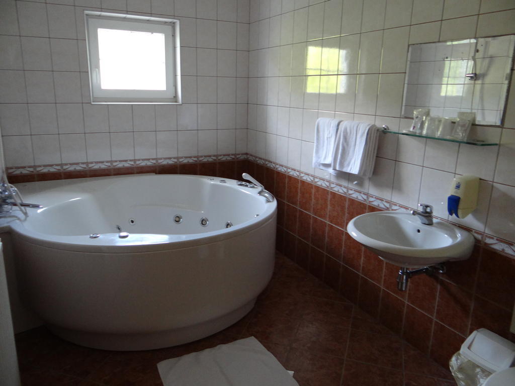 Rooms Hochkraut Celje Esterno foto