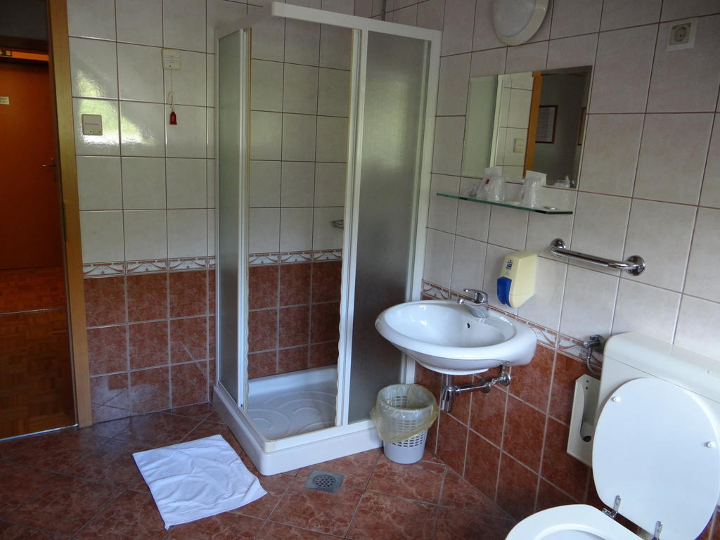 Rooms Hochkraut Celje Camera foto