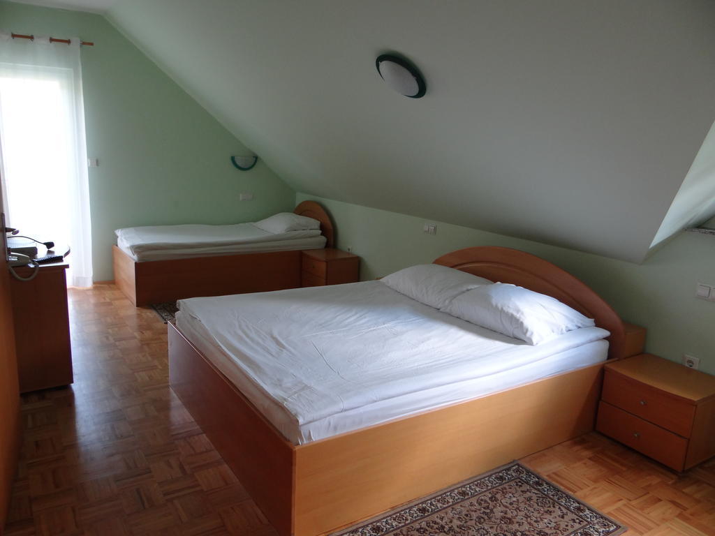 Rooms Hochkraut Celje Camera foto