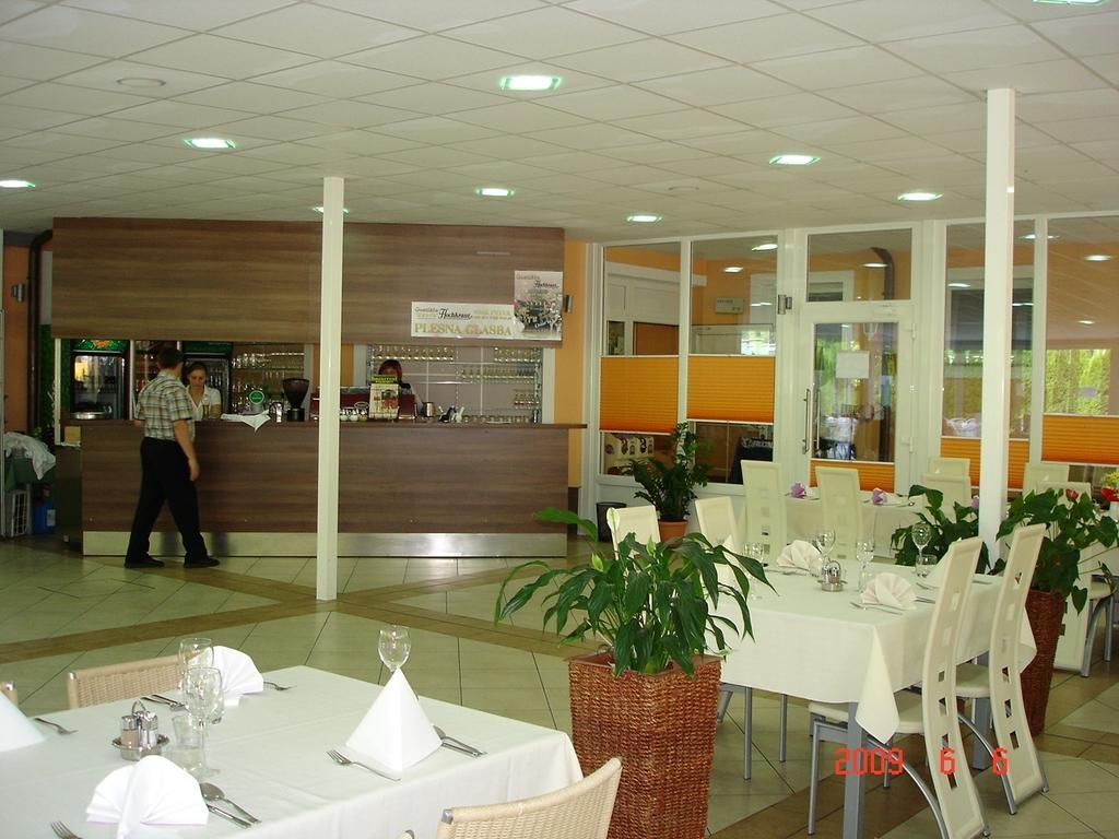 Rooms Hochkraut Celje Esterno foto